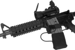 AR15 M4 M16 with IWEAPONS® Red Dot and Magazine Holder